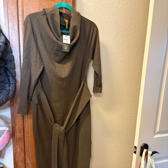 Ralph Lauren Blue Label Dresses & Skirts - Ralph Lauren Cashmere Sweater Dress